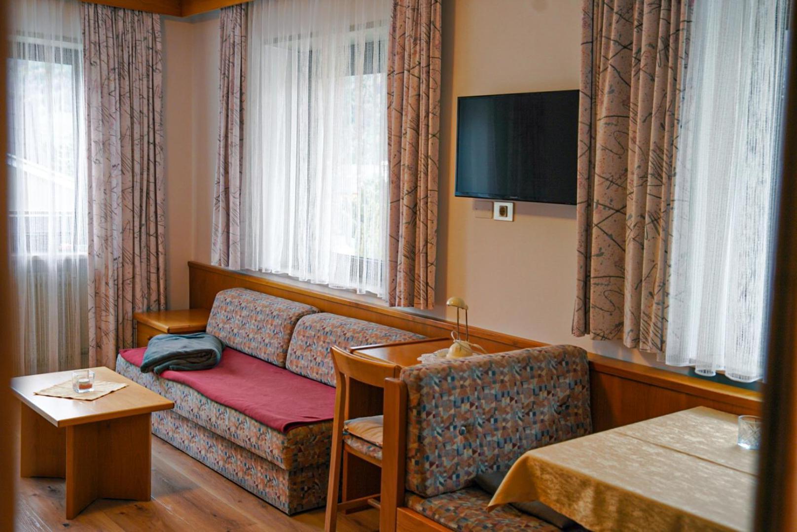 Appartements Residence Ganthaler Rablà Екстериор снимка